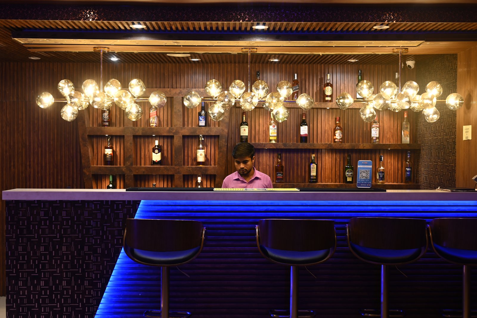 Midnight Oasis Bar & Lounge - Handcrafted Cocktails & Spirits in Bokaro Jharkhand